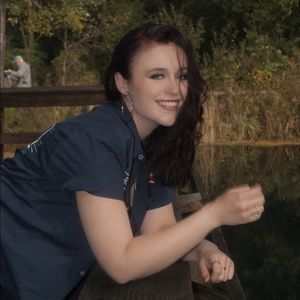 Meet your Posher, Lily